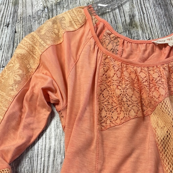 Young Threads anthropology coral lace netted belle sleeve top - Picture 4 of 11